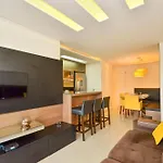 Jurere Para 6 Hospedes A 2 Quadras Da Praia N1705